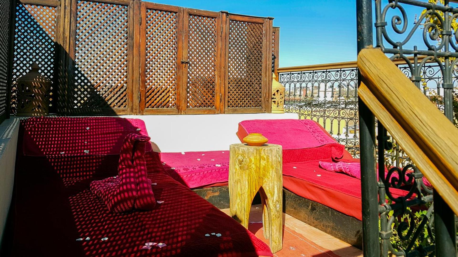 Riad Gallery 49 & Spa Marrakesh Exterior photo